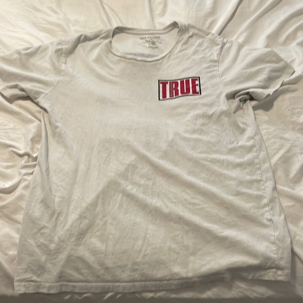 Large true religion shirt